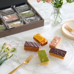 画像5: 白金プラチナバウム(20個入り)化粧箱入