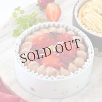 幸せの缶ケーキ　苺ショコラタルト