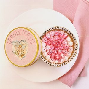 画像6: 幸せの缶ケーキ(あまおう苺のベリーチーズケーキタルト)