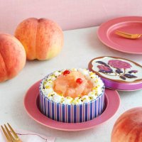 幸せの缶ケーキ（完熟桃のタルト）