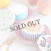 幸せの缶ケーキ（完熟桃のタルト＆国産レモンチーズケーキタルト）2缶セット（化粧箱入り）