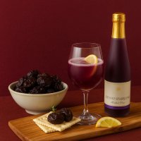 ぶどうを丸ごと楽しむ贅沢セット（巨峰スパークリング(ハーフボトル)＆こだわり葡萄のセミドライミックス250g）