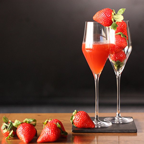 画像10: 【10%OFF  12本単品】苺のノンアルコールスパークリング(フルボトル) (10)