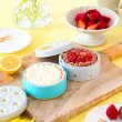 画像3: 幸せの缶ケーキ(国産レモンチーズケーキ＆苺ショコラタルト)【２缶セット】 (3)