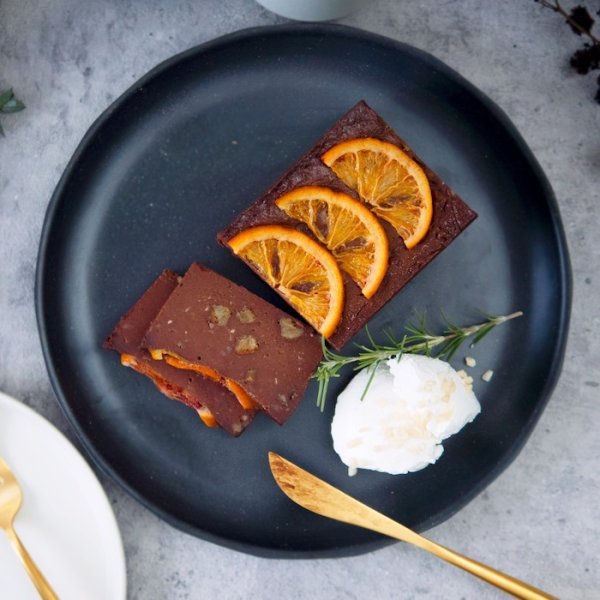 画像4: 宇和島ブラッドオレンジのショコラテリーヌ(化粧箱入り) (4)