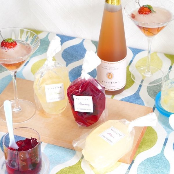 画像3: 【期間限定】国産果実ゼリー(ブルーベリー、ラフランス、白桃)３個セット 化粧箱入り (3)